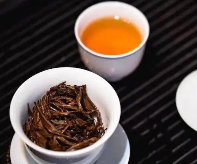 jiuqu hongmei brewed tea leaves